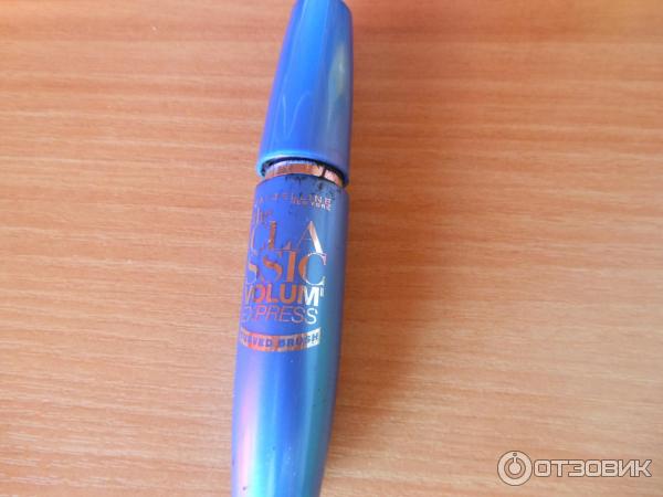 Тушь для ресниц Maybelline Volum Express Curved Brush фото