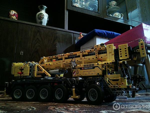 Конструктор Lego Technic Передвижной Кран 42009 фото