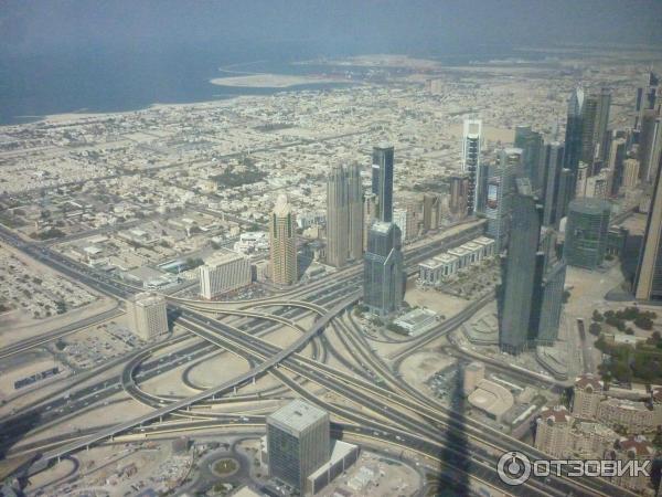 Небоскреб Burj Khalifa (ОАЭ, Дубай) фото