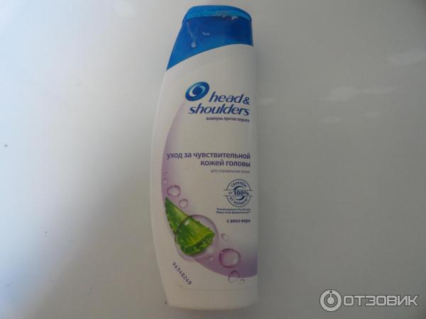 Шампунь Head&Shoulders Уход за чувствительной кожей головы с алоэ вера фото