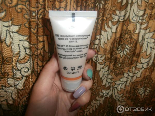 Тонирующий крем Avon Nutra Effects BB Совершенство SPF 15 фото