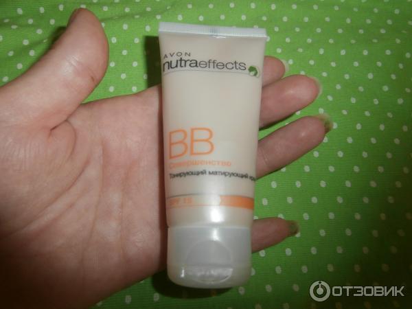 Матирующий крем Avon Nutra Effect BB Совершенство SPF 15 фото