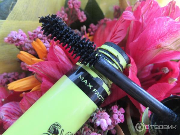 Тушь для ресниц Max Factor Wild Mega Volume фото