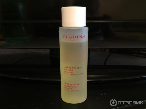 Тонизирующий лосьон Clarins с ромашкой для сухой и нормальной кожи фото