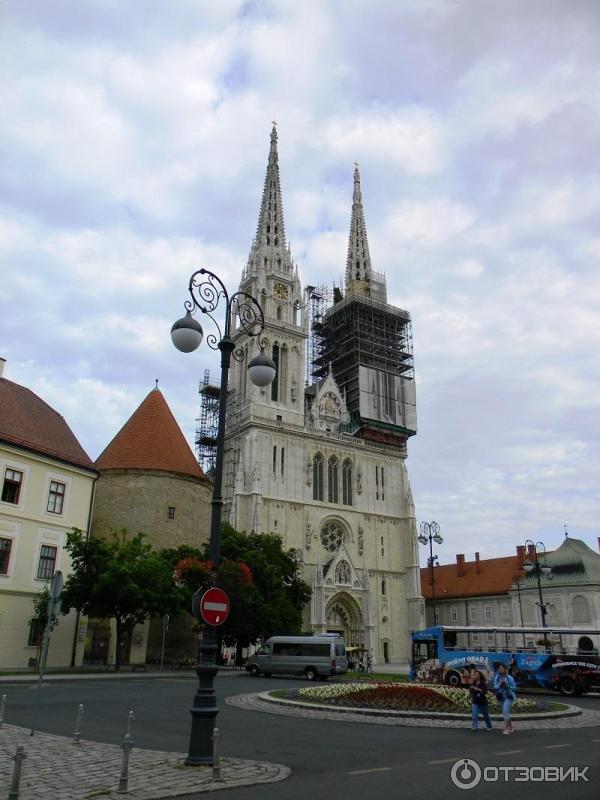 Площадь бана Елашича (Хорватия, Загреб) фото