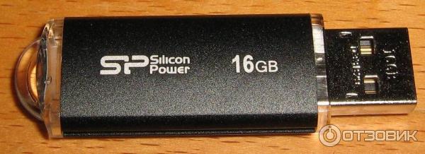 USB накопитель Silicon Power Ultima II i-Series Black 16GB