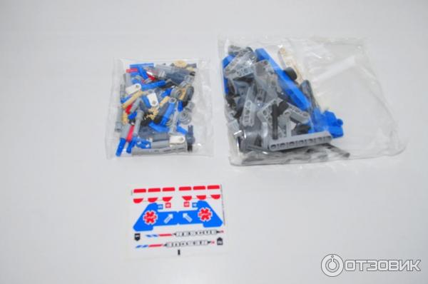 Конструктор Lego Technic Двухроторный вертолет 42020 фото