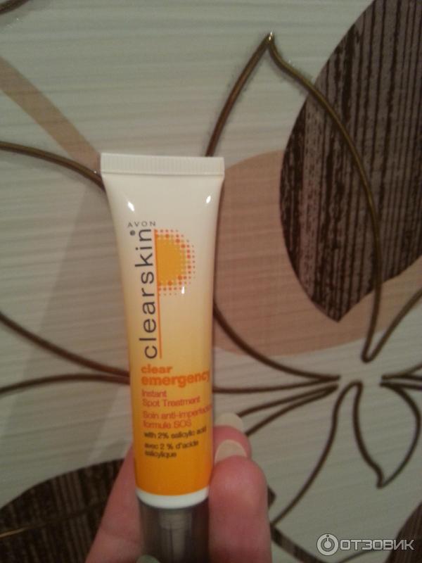Точечное средство быстрого действия Avon Clearskin Clear Emergency фото