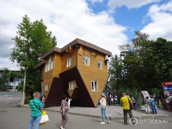 Дом-музей Дом-перевертыш (Россия, Москва) фото