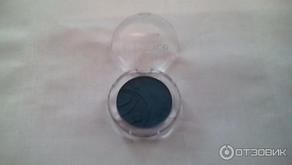 Тени для век Essence Mono Eyeshadow фото