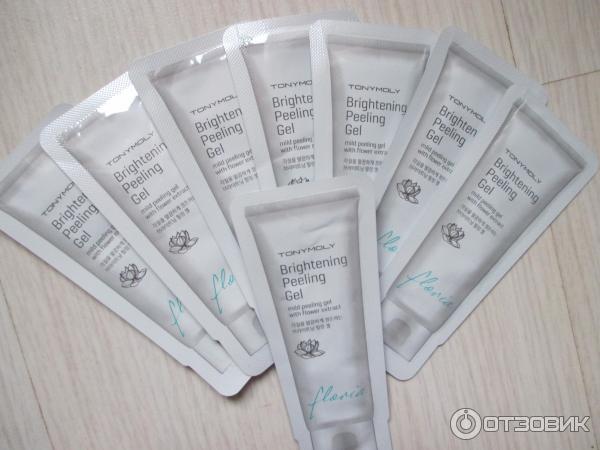 Пилинг-гель Tony Moly Floria Brightening Peeling Gel фото