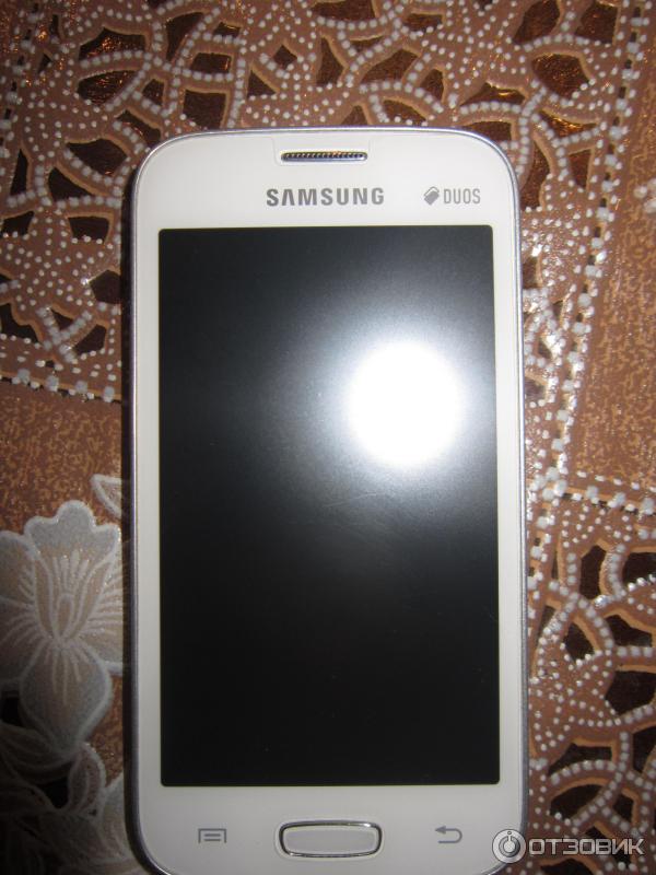 Смартфон Samsung Galaxy Star Plus GT-S7262