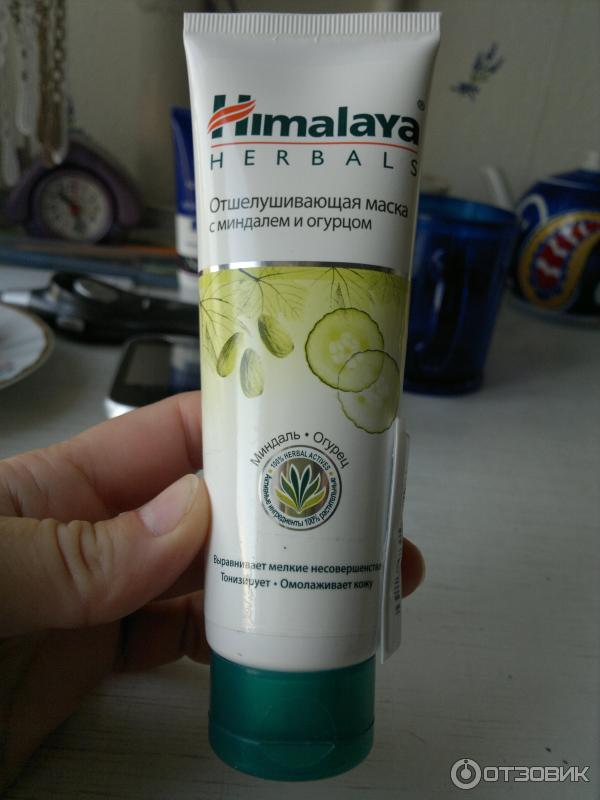 Отшелушивающая маска с миндалем и огурцом Himalaya Herbals фото