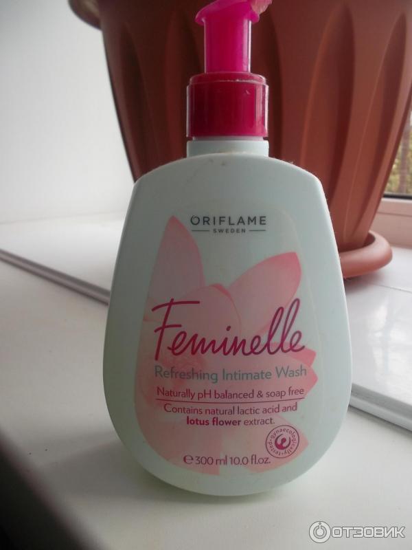 Освежающее очищающее средство для интимной гигиены Oriflame Feminelle Refreshing Intimate Wash фото