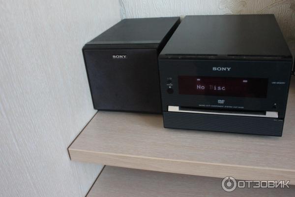 Музыкальный центр Sony CMT-DH30