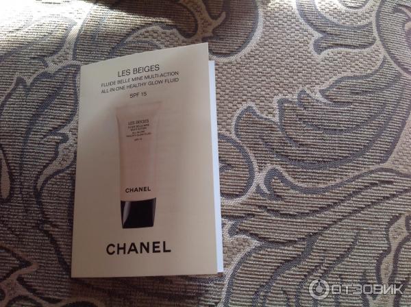 Тональный флюид Chanel Les Beiges All In One Healthy Glow Fluid SPF 15 фото