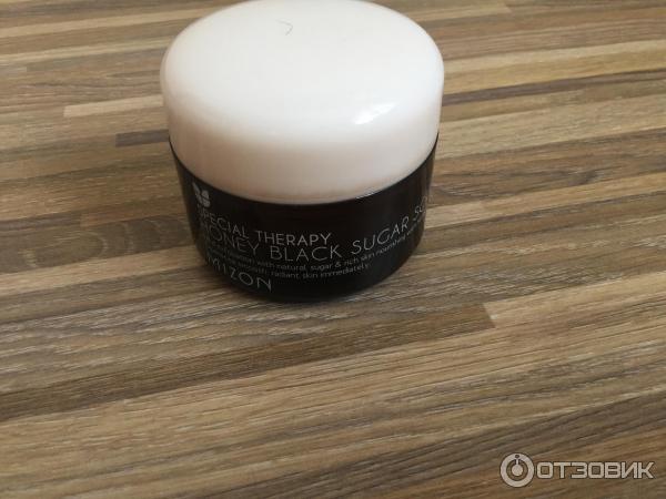 Скраб Mizon Special Therapy Honey Black Sugar Scrub фото