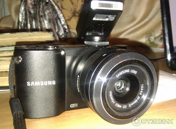 Цифровой фотоаппарат Samsung NX1000