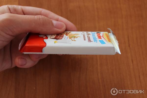 Шоколад молочный Kinder Chocolate со злаками фото