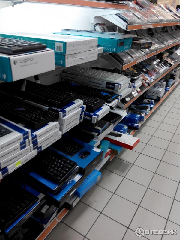 Интернет магазины техники в симферополе. ДНС Симферополь. DNS В Крыму. Магазины техники Симферополь. Склад бытовой техники Симферополь.