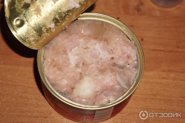 Говядина тушеная дубки. Тушенка дубки говядина. Дубки тушенка свиная. Тушенка дубки. Консервы дубки.