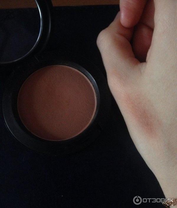 Румяна MAC Powder Blush фото