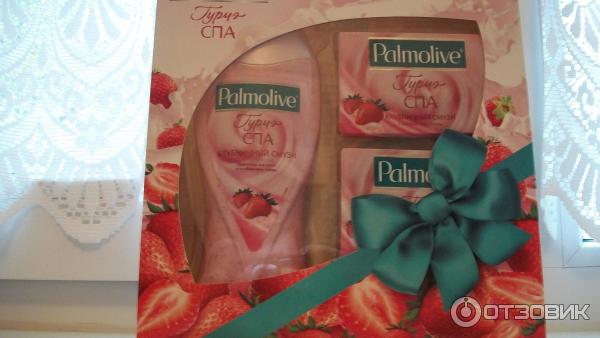 Серия средств Palmolive Гурмэ СПА Клубничный смузи фото