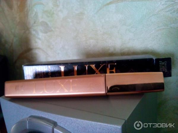 Об'емная тушь для ресниц LUXE Avon оттенок Caviar Black фото