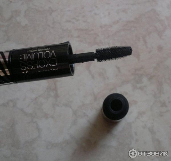 Тушь для ресниц Max Factor Excess Volume Extreme Impact Mascara фото