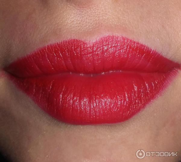 Губная помада Rouge Allure Luminous Intens Lipstick фото