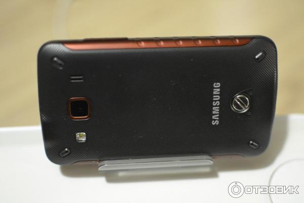 Смартфон Samsung Galaxy Xcover GT-S5690 фото