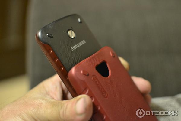 Смартфон Samsung Galaxy Xcover GT-S5690 фото