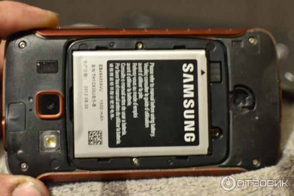 Смартфон Samsung Galaxy Xcover GT-S5690 фото