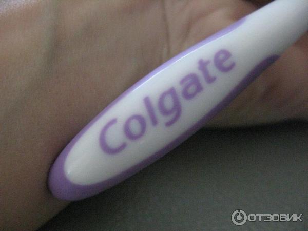 Зубная щетка Colgate Эксперт чистоты фото