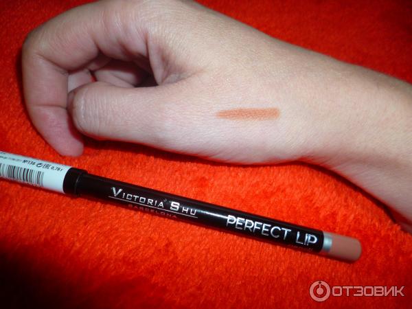 Контурный карандаш для губ Victoria Shu Lip Liner Pencil Precision Barcelona фото