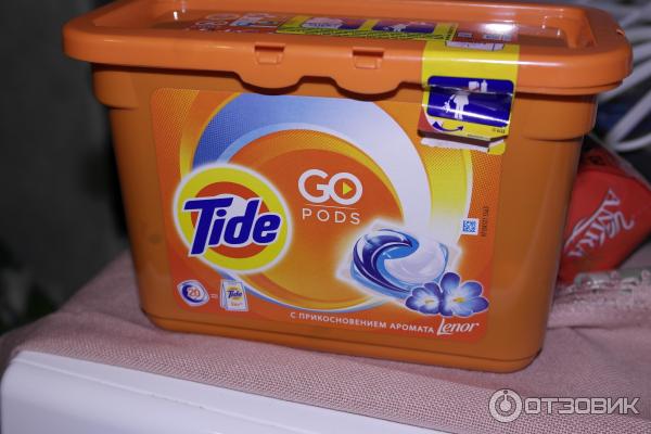 Капсулы Tide Go Pods с прикосновением аромата Lenor фото