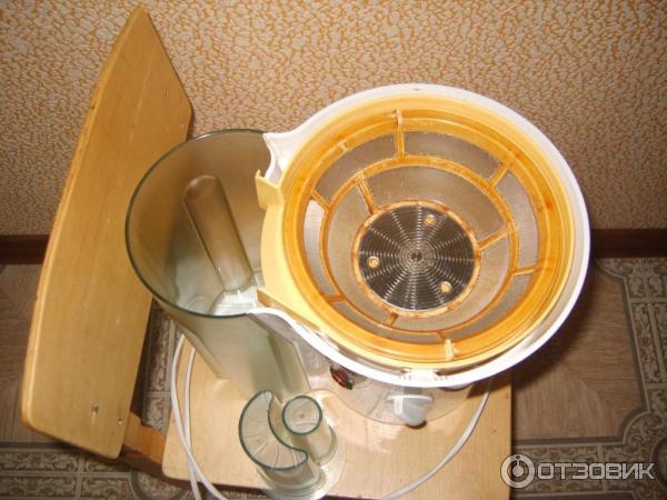 Отзыв о Соковыжималка Bosch MES 1020 Хорошая соковыжималка с некоторыми недостат