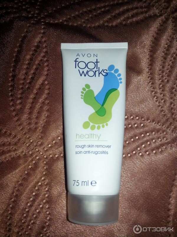 Средство для смягчения огрубевшей кожи ног Avon Footworks Healthy фото