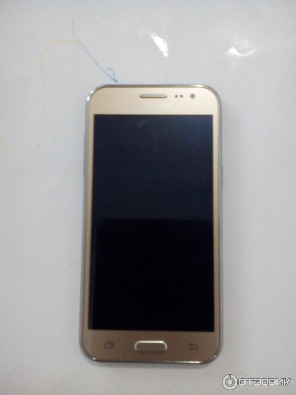 Смартфон Samsung Galaxy J2 фото