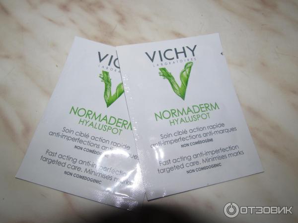 Быстродействующее средство направленного действия против несовершенств Vichy Normaderm Hyaluspot фото