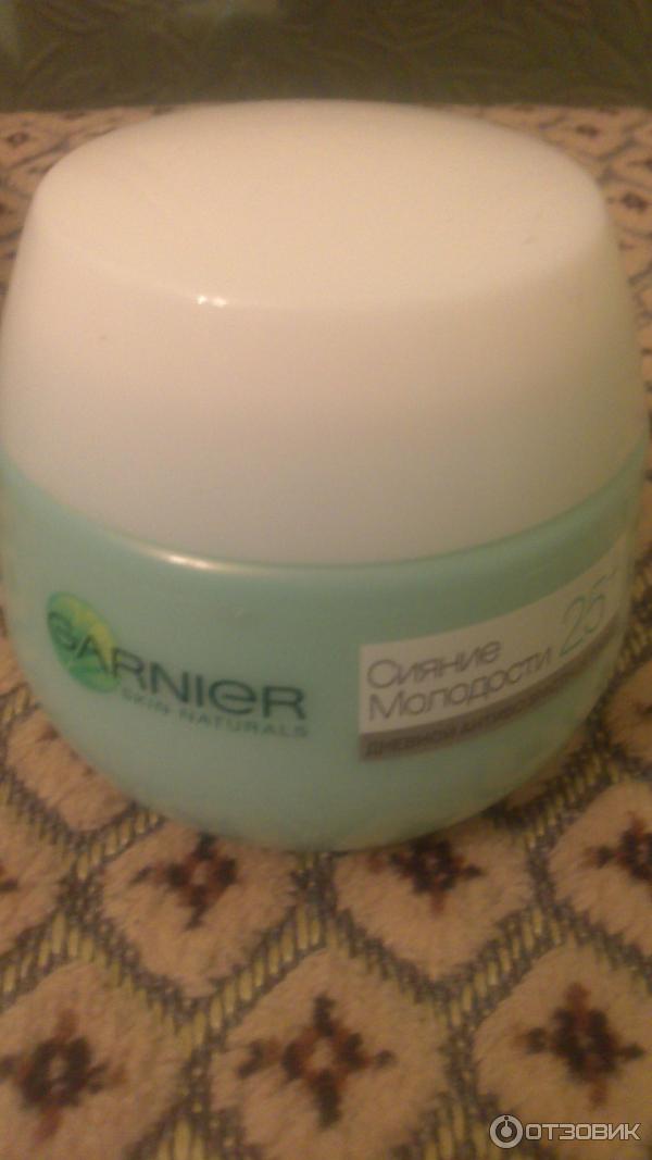 Крем для лица Garnier Сияние молодости 25+ ночной уход фото