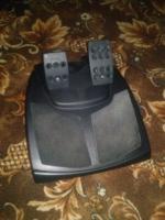 Руль Logitech MOMO Racing Force Feedback фото