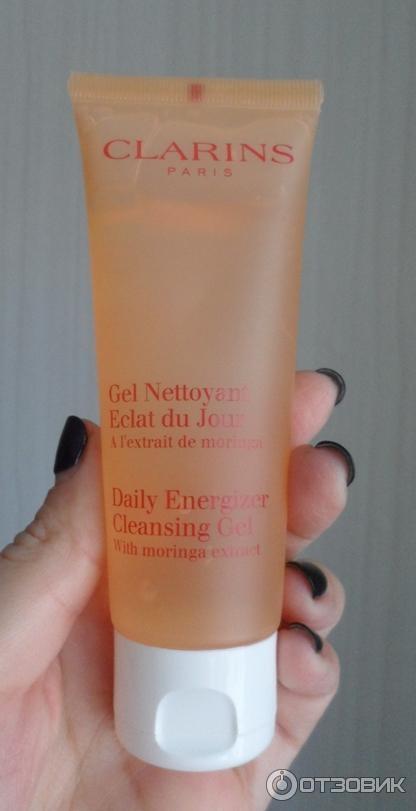 Очищающий гель Clarins Gel Nettoyant Eclat du Jour придающий сияние коже фото