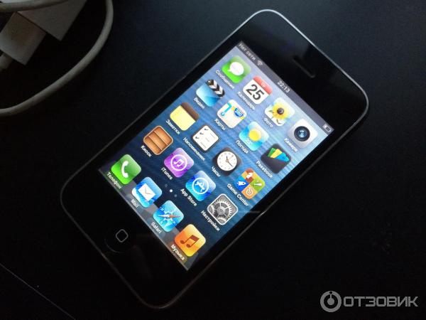 Смартфон Apple iPhone 3GS фото