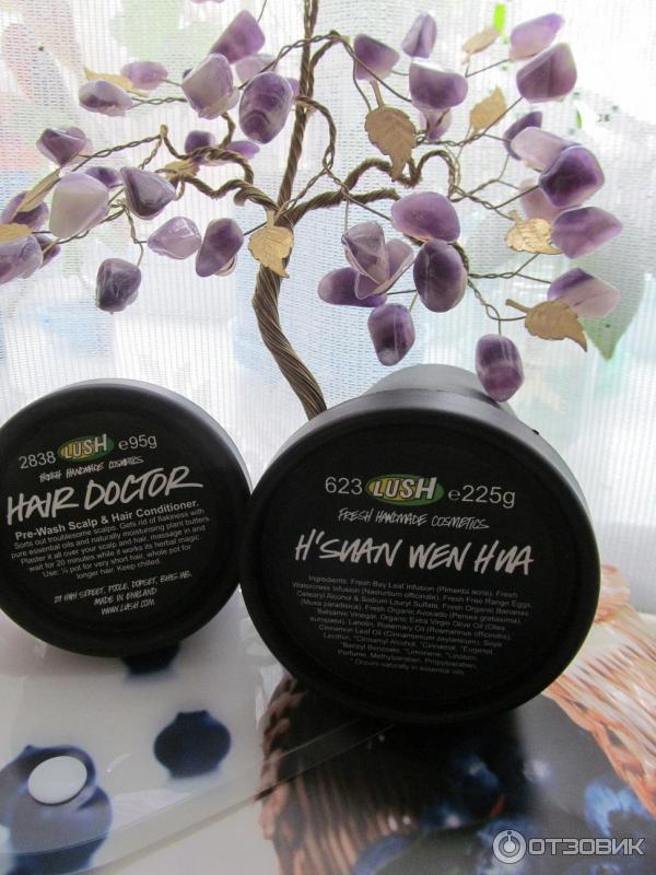 Лавенс лаш. Помощь природы лаш отзывы. Твердые духи лаш с розмарином. Lush для волос. Пудра от лаш отзывы.