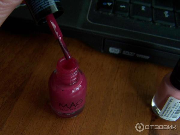 Лак маникюрный MAG nail polish фото