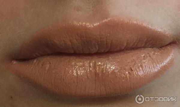 Губная помада Catrice Ultimate Color Lipstic фото