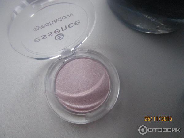 Тени для век Essence Mono Eyeshadow фото