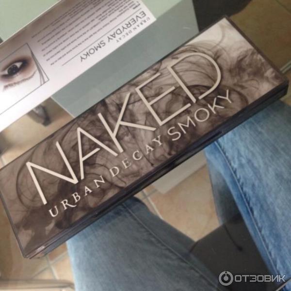 Палетка теней Urban Decay Naked Smoky фото