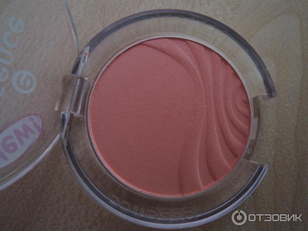 Румяна компактные Essence Silky touch blush фото